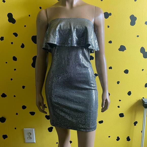 Y2k Silver Metallic Strapless Mini Dress | Charlotte Russe | Party Glam Date - Picture 1 of 7